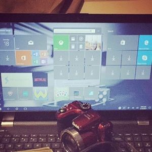 LAPTOP AWESOME BRAND NEW